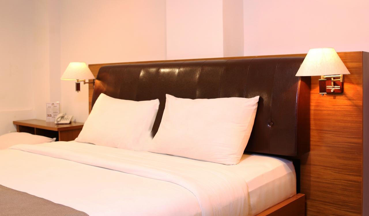 Hotel Grand Kasira Dżakarta Zewnętrze zdjęcie