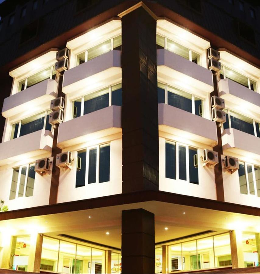 Hotel Grand Kasira Dżakarta Zewnętrze zdjęcie
